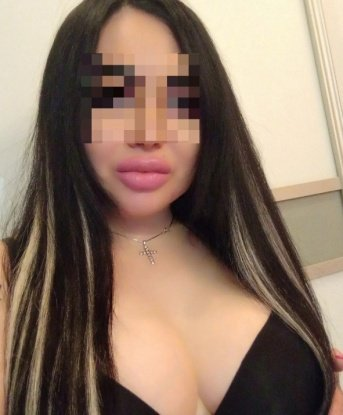 🌟 Живу в Москве и готова подарить тебе незабываемые встречи, полные наслаждения. Моя красота и чарующий образ обворожат тебя с первого взгляда. 💃 Я могу предложить тебе широкий спектр услуг, которые удовлетворят любые твои желания. Я знаю, как сделать тебя счастливым!
🔥 Необыкновенные массажные техники, эротические игры и оральные ласки - все это лишь немногое из того, чем я могу порадовать тебя. Моя решительная натура и непревзойденные навыки удовлетворят искушенного любовника. 💋
Мои довольные клиенты оставляют самые восторженные отзывы, о чем ты сможешь судить по фото, которые я предоставлю тебе. 📸 Позволь мне стать исполнением твоих самых потаенных желаний, и я уверена - ты не пожалеешь о нашей встрече. Восхищайся моим телом и наслаждайся каждой минутой проведенной со мной. 🔥
Не упускай возможность окунуться в океан страсти и удовольствия со мной. Я жду твоего звонка! 📞 Любаша